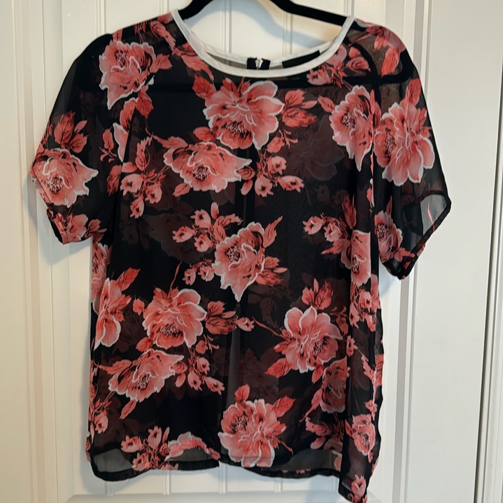 Floral mesh blouse with back zipper detail and slip